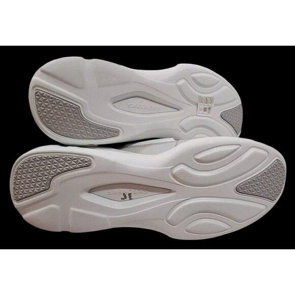 Skechers DLT-A-Static Flare ~Woman Size 8~ White Slip On Sneakers Shoes NWOB. - Picture 6 of 10